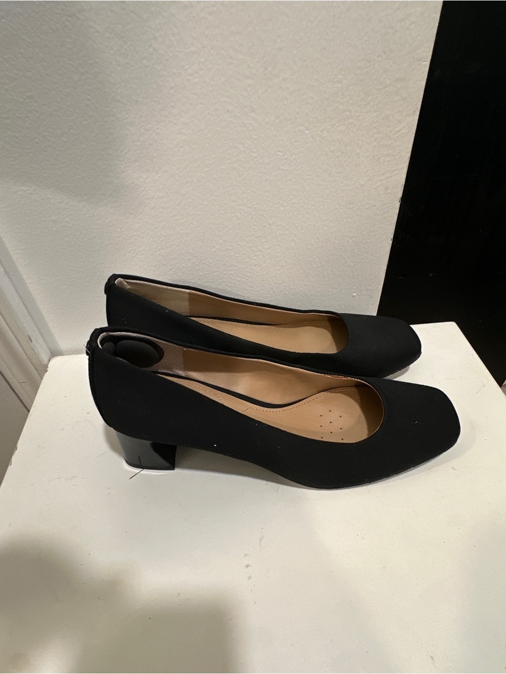 NYDJ Women's Fay Stretch Denim Elastic Slip On Pumps Black 7.5 EUC - Picture 2 of 6